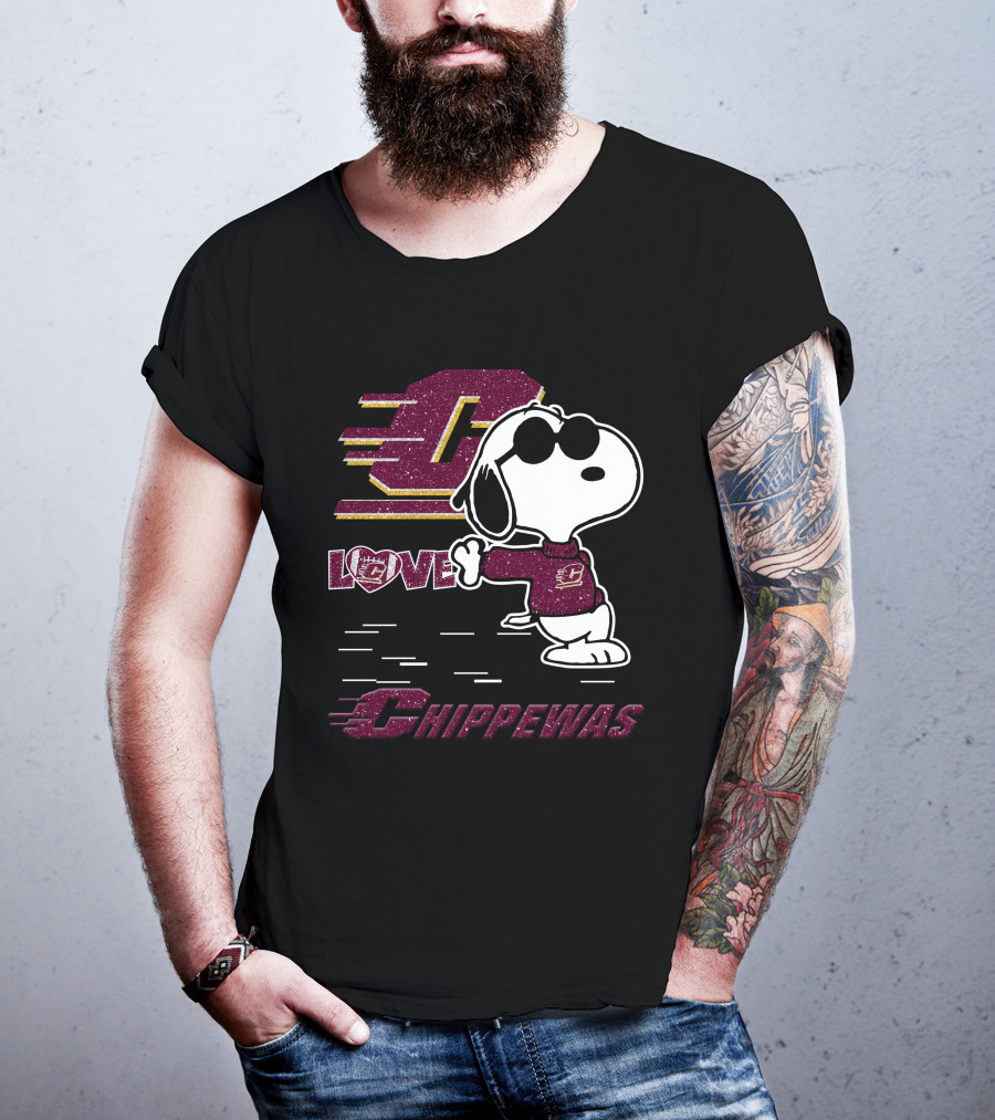 Snoopy Central Michigan Chippewas Love Football T-Shirt
