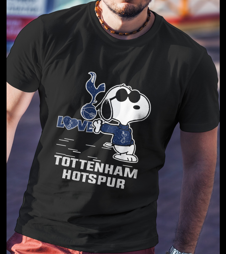 Snoopy Love Tottenham Hotspur Football Soccer Fan Style T-Shirt