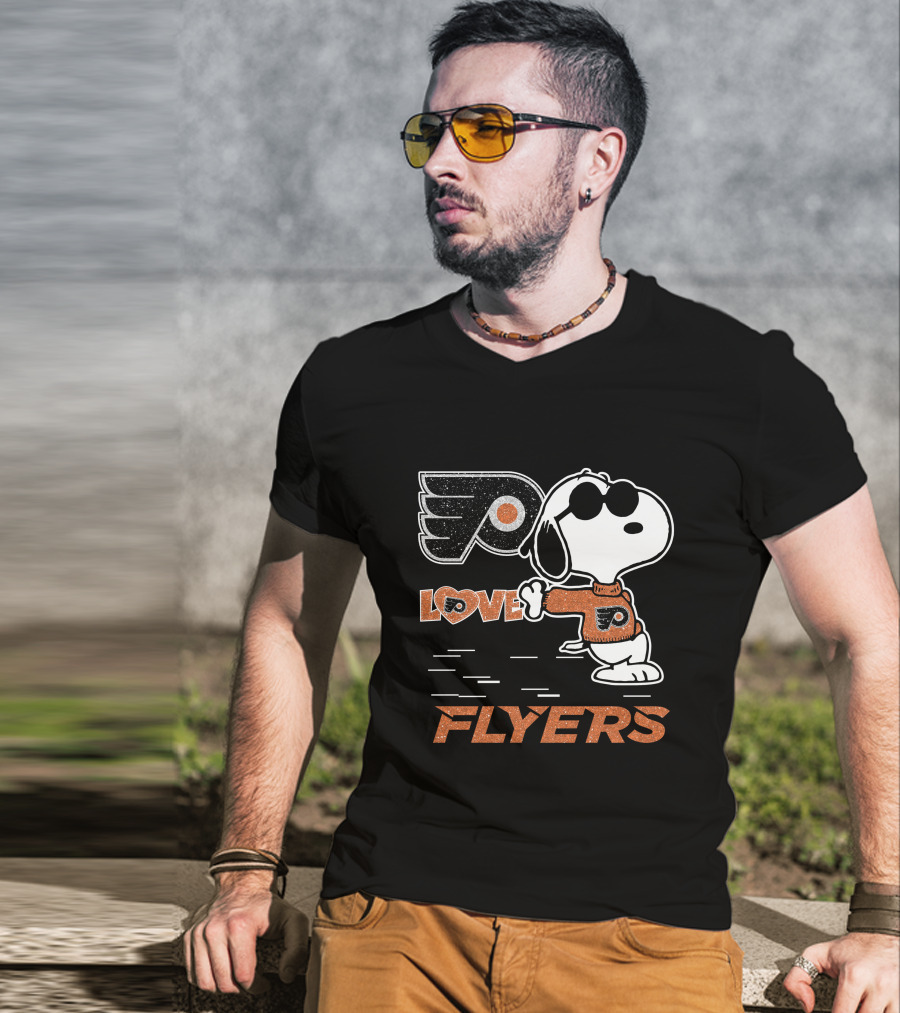 Snoopy Philadelphia Flyers Love T-Shirt