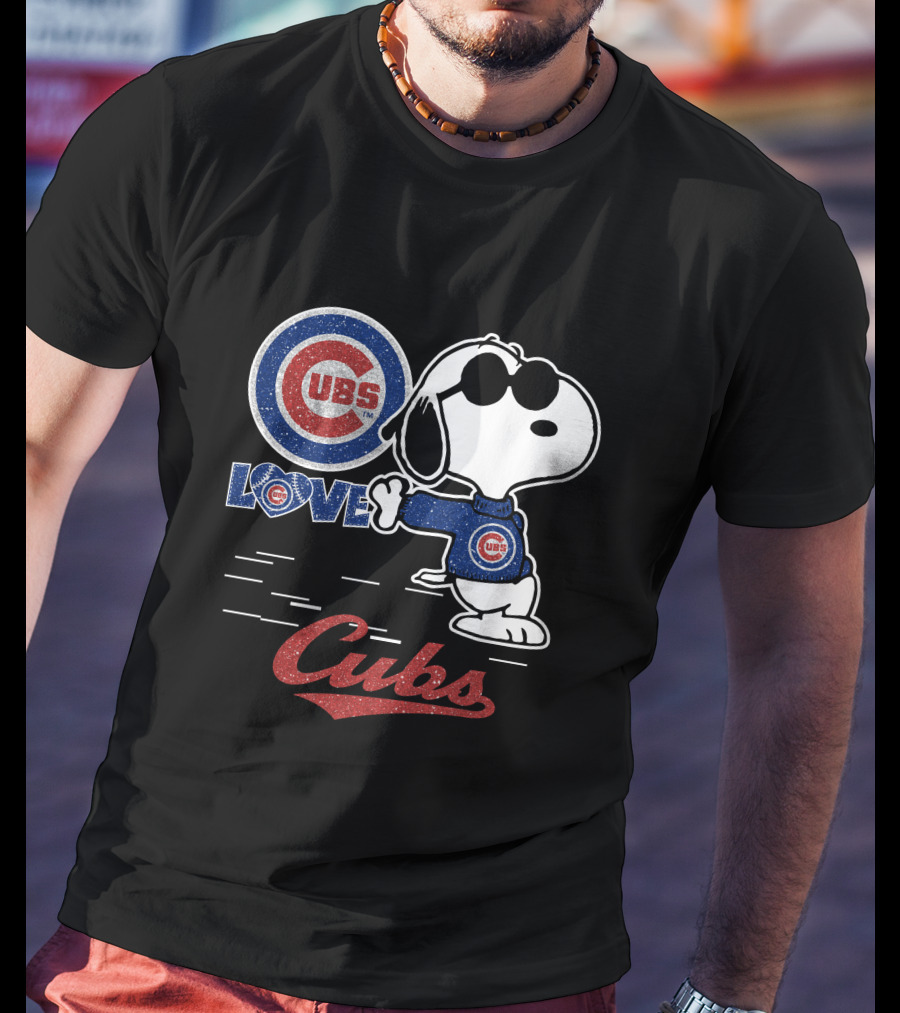 Snoopy Cubs Love Chicago Cubs T-Shirt