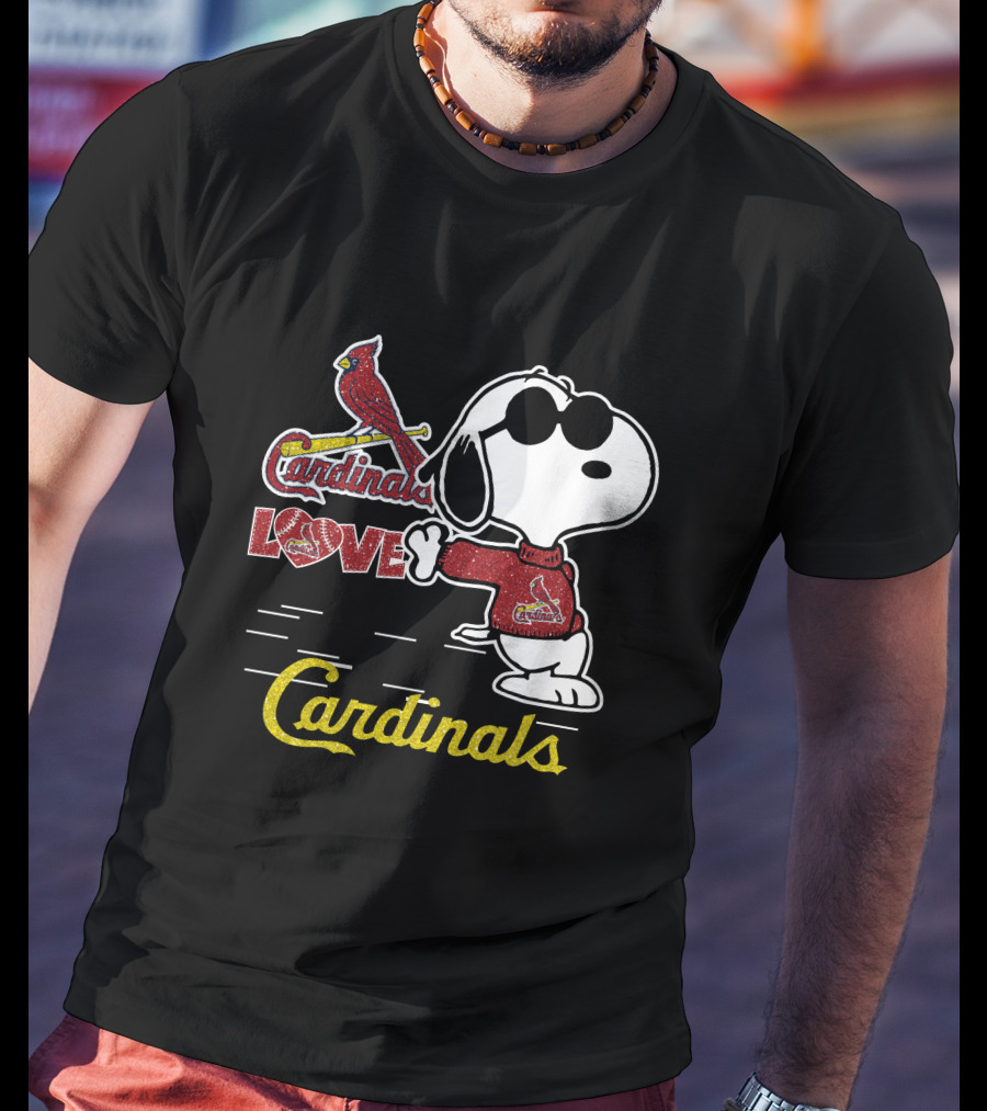 Snoopy Cardinals Love St Louis Cardinals T-Shirt