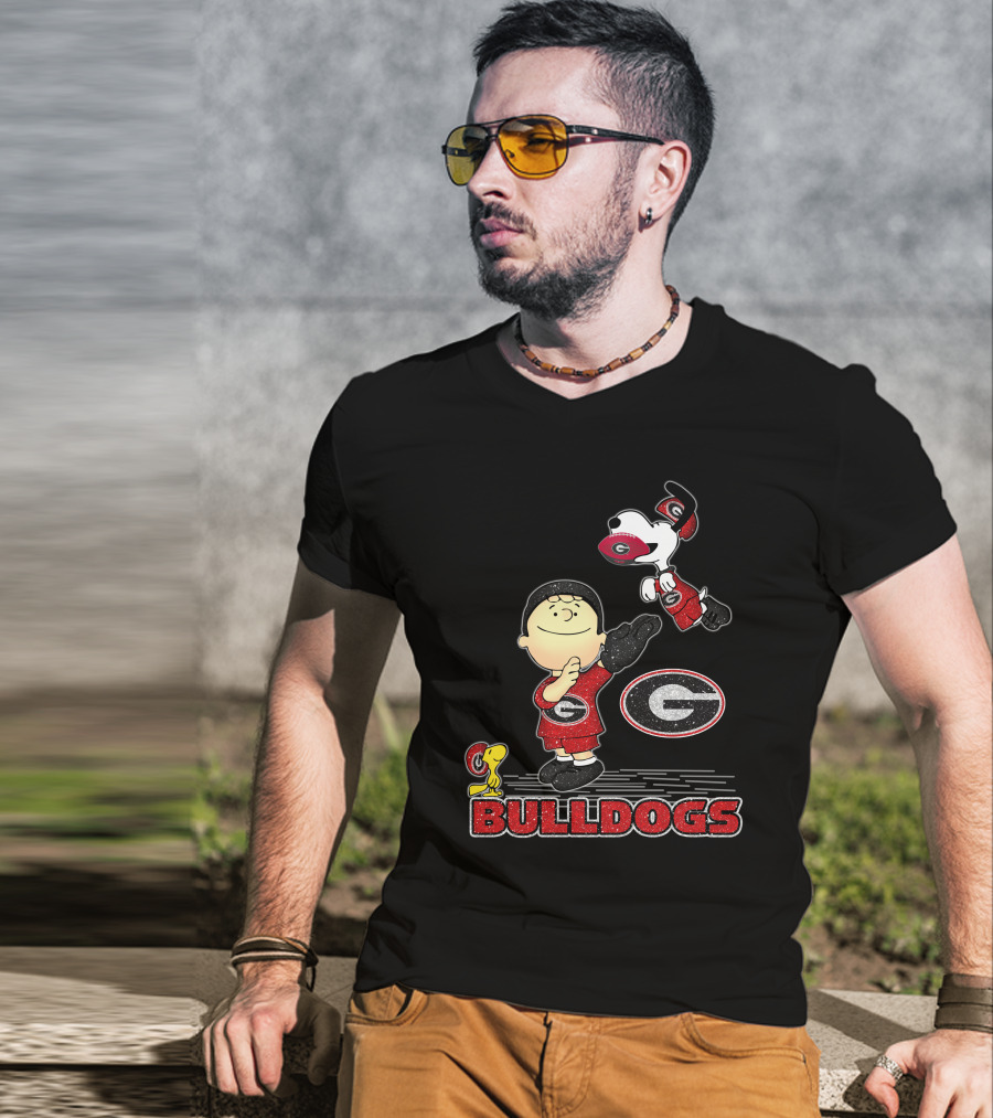 Snoopy Bulldogs Georgia Peanuts Characters T-Shirt