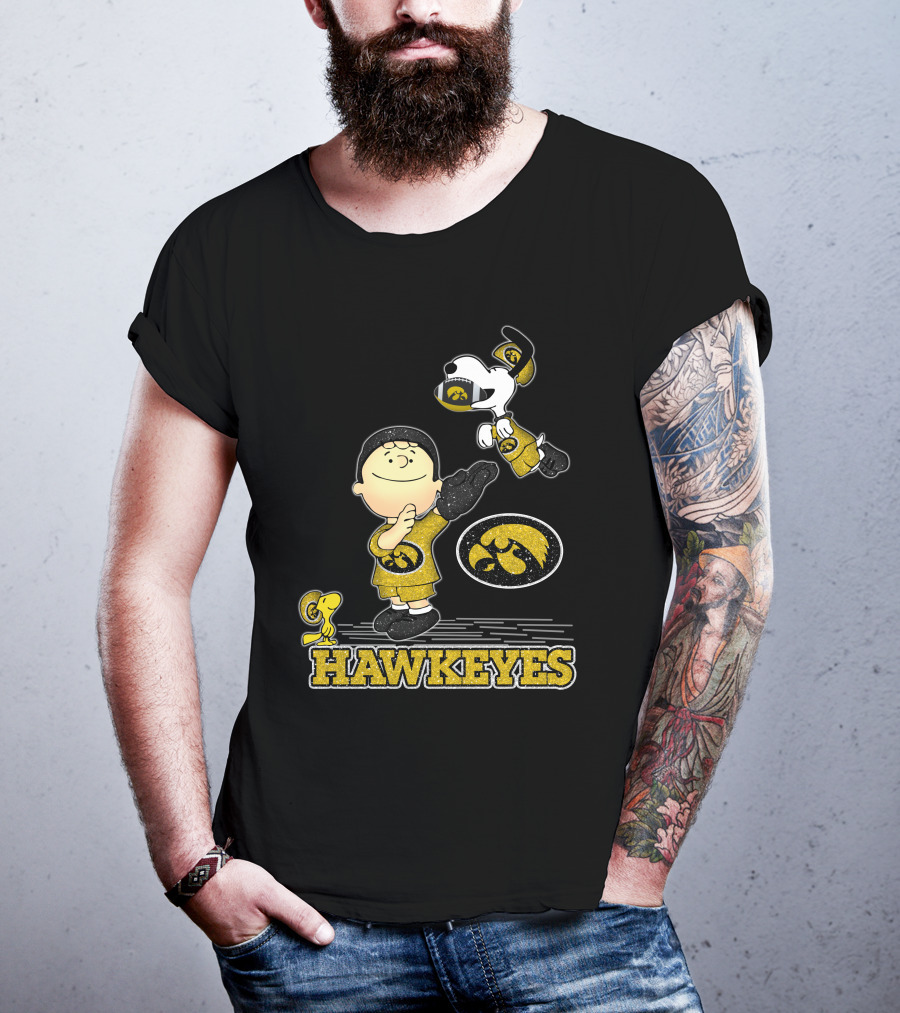 Snoopy And Woodstock Support Iowa Hawkeyes Football With Peanuts T-Shirt
