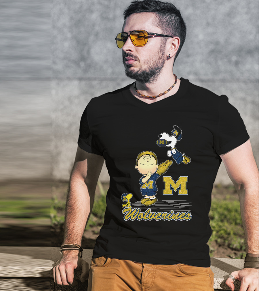 Snoopy And Wolverines Enthusiastic Team Spirit With Peanuts Characters T-Shirt