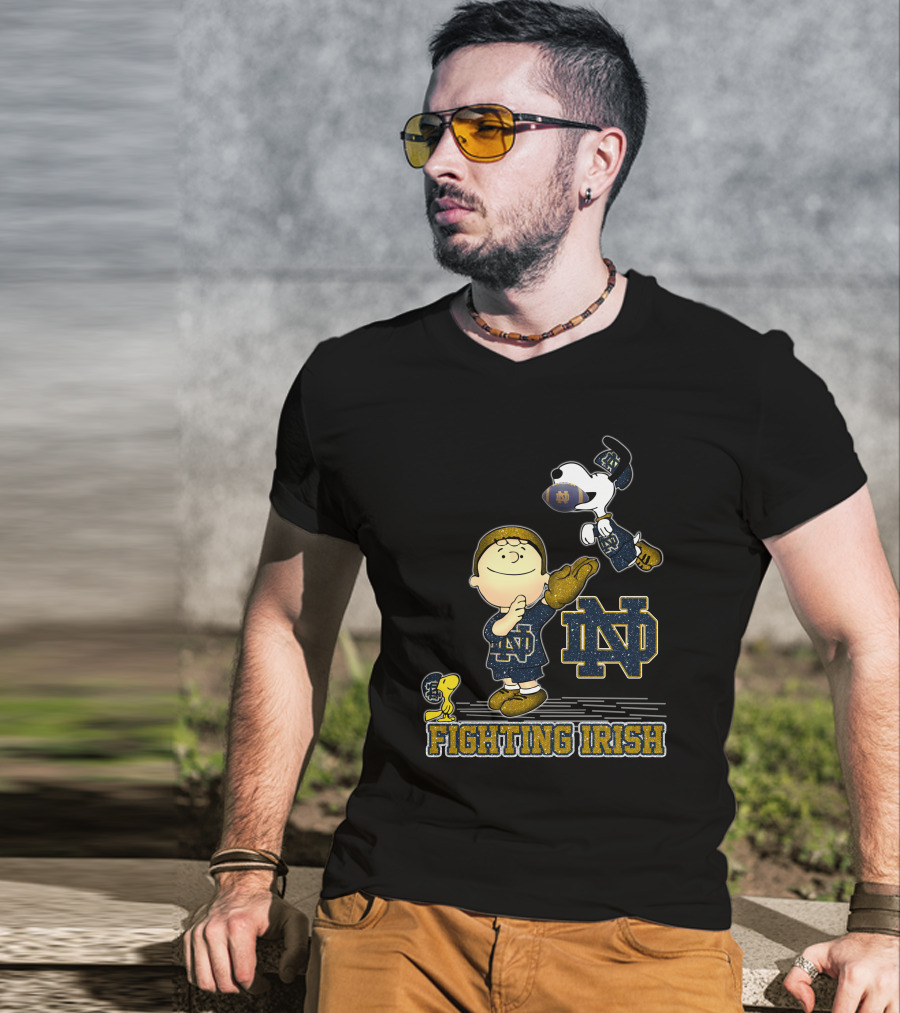 Snoopy Notre Dame Fighting Irish Peanuts Football Team Spirit T-Shirt