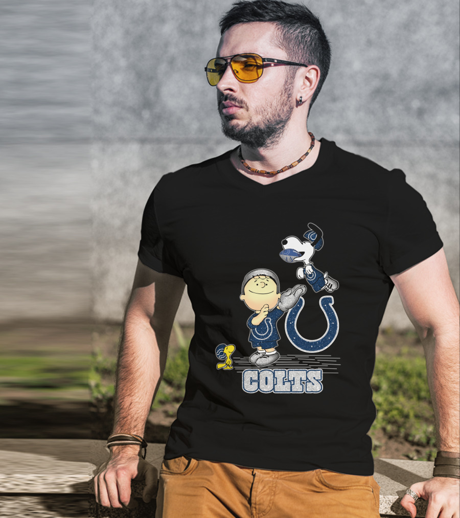 Snoopy Colts Football Charlie Brown Woodstock Indianapolis T-Shirt