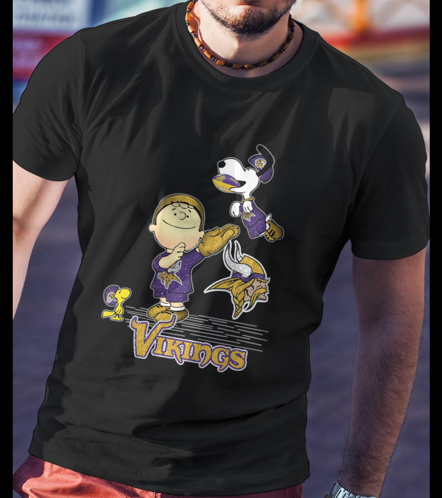 Snoopy And Friends Celebrate Minnesota Vikings Victory T-Shirt