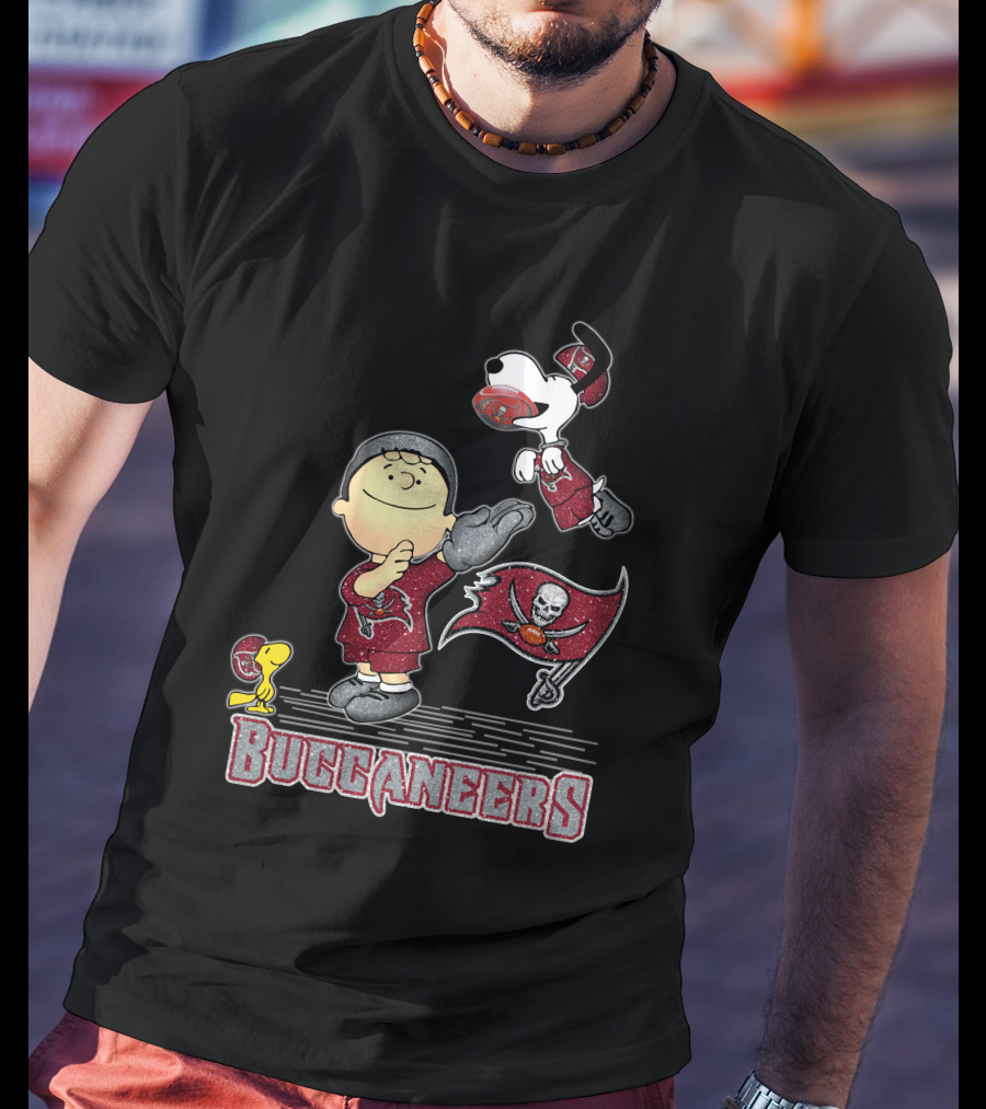 Snoopy Buccaneers Love Tampa Bay Football Peanuts Characters T-Shirt