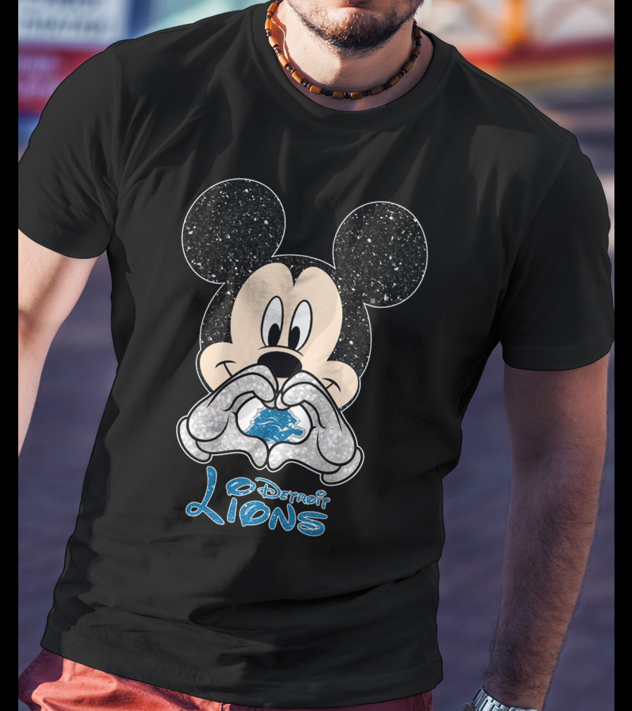 Mickey Mouse Heart Detroit Lions Fan Love T-Shirt