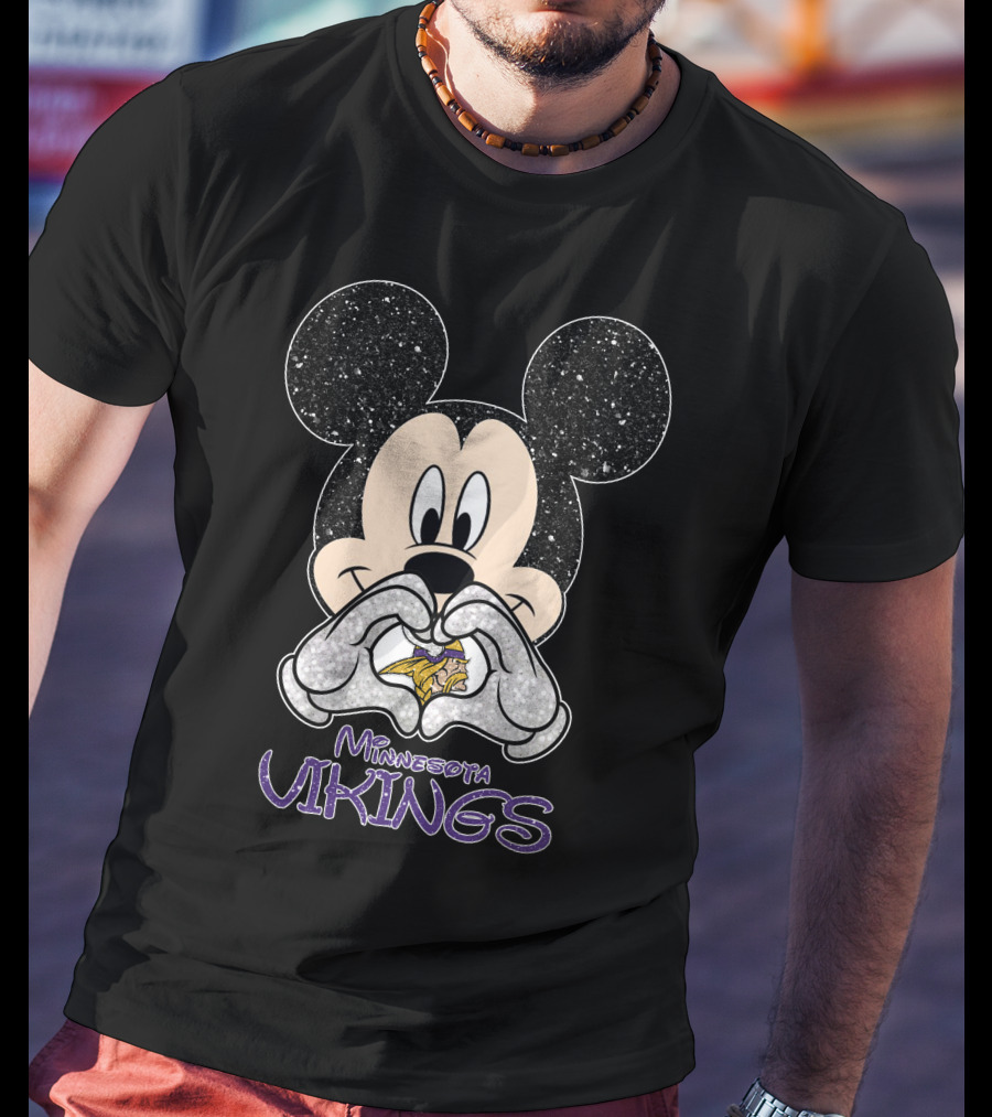 Mickey Mouse Heart Hands Love Minnesota Vikings T-Shirt