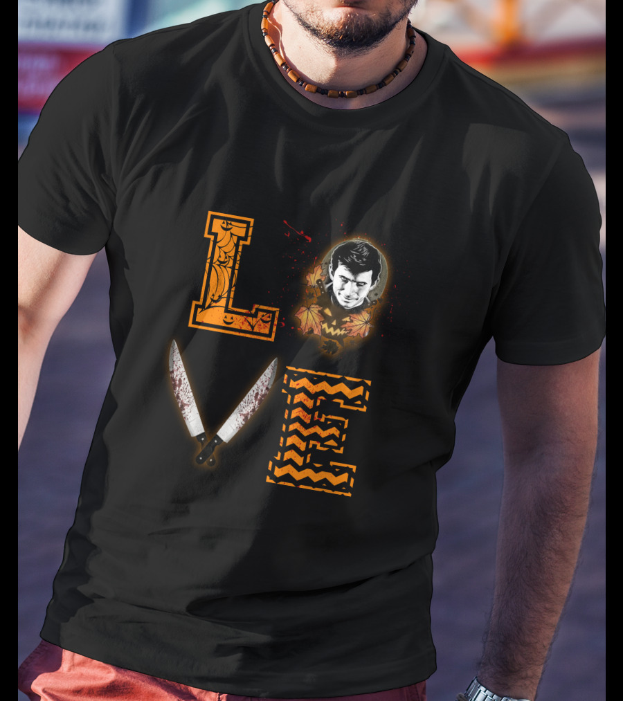 Love Halloween Spider Webs Bloody Knives Classic Horror Face T-Shirt