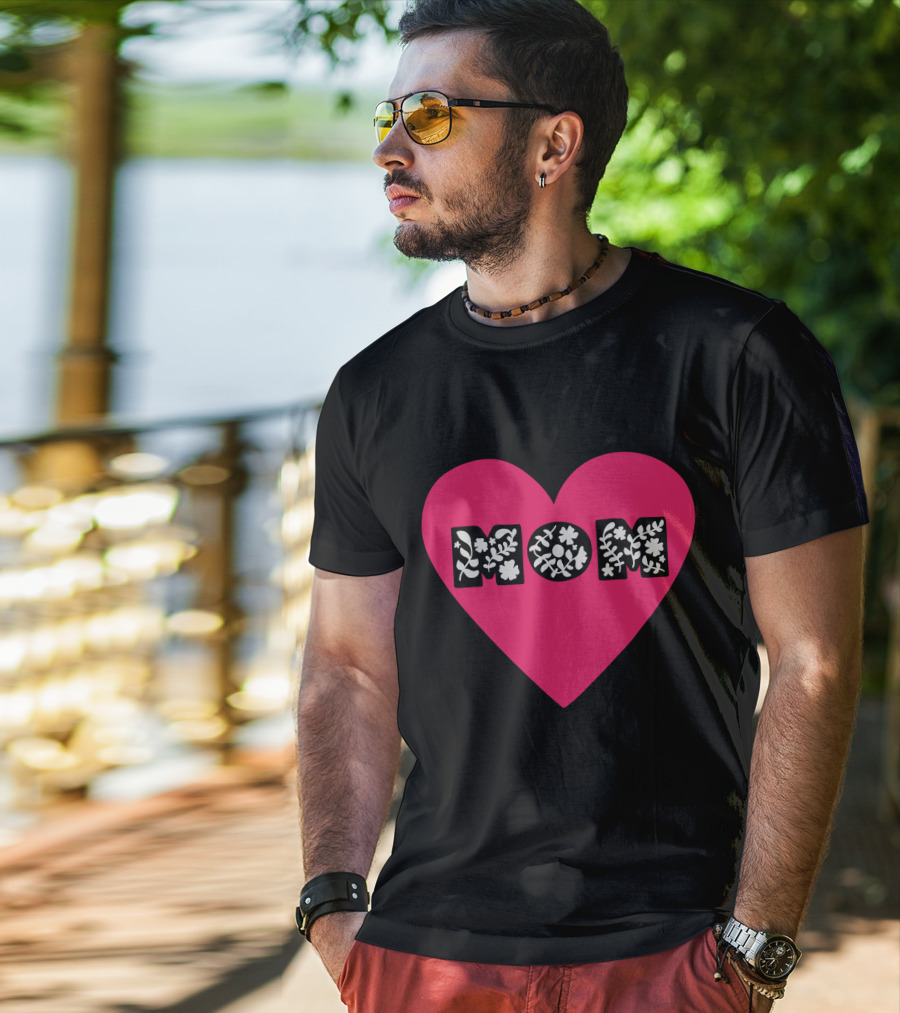 MOM Floral Heart T-Shirt