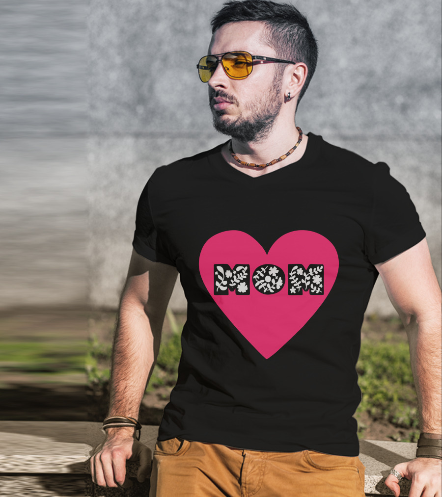 MOM Floral Heart T-Shirt