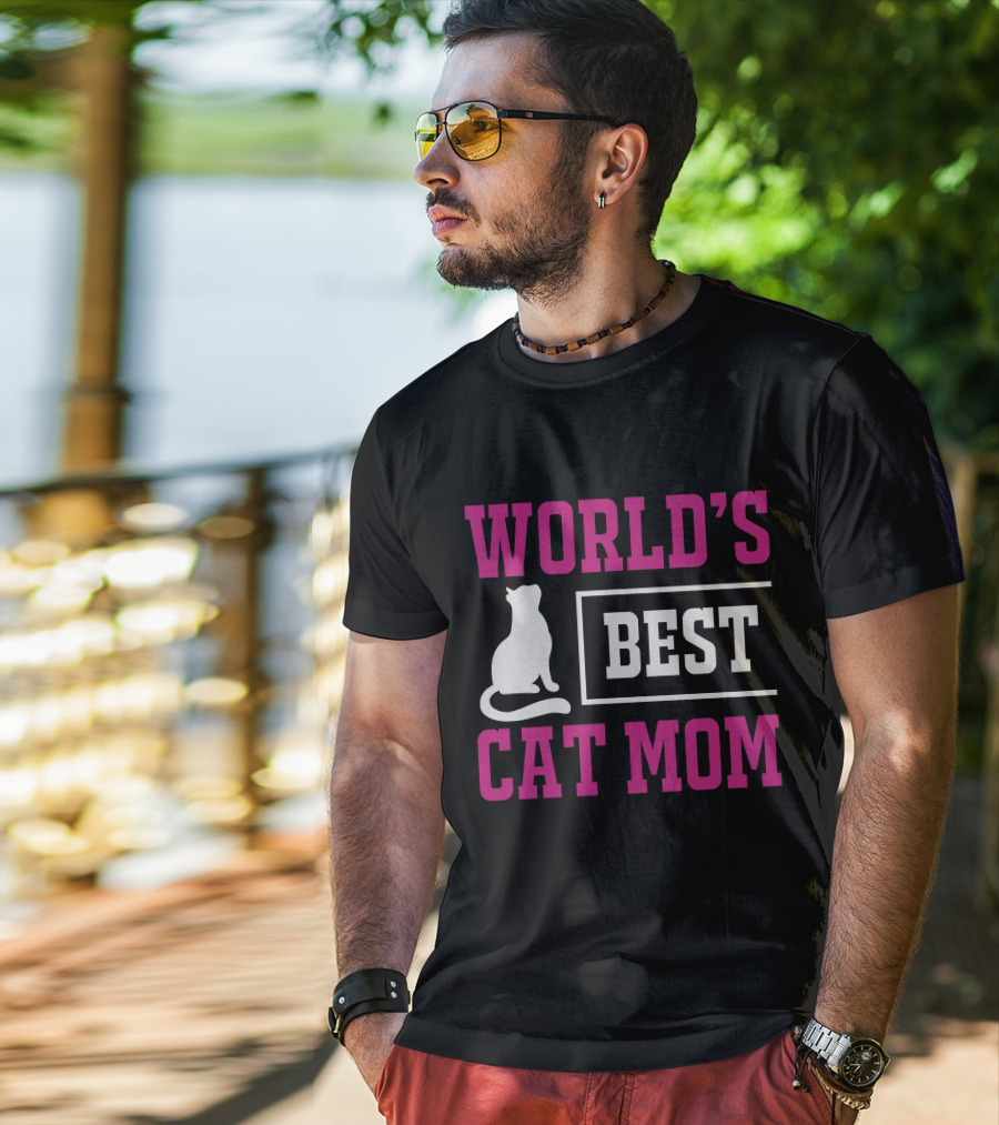 World's Best Cat Mom T-Shirt