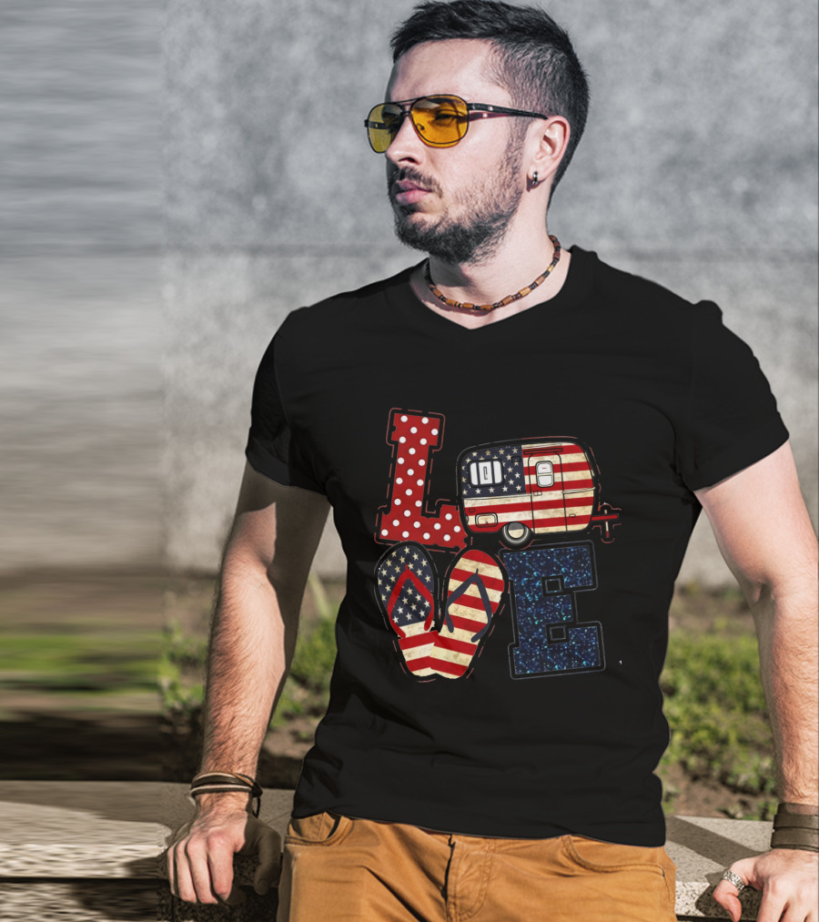 Love Bigfoot Camping USA Camper T-Shirt