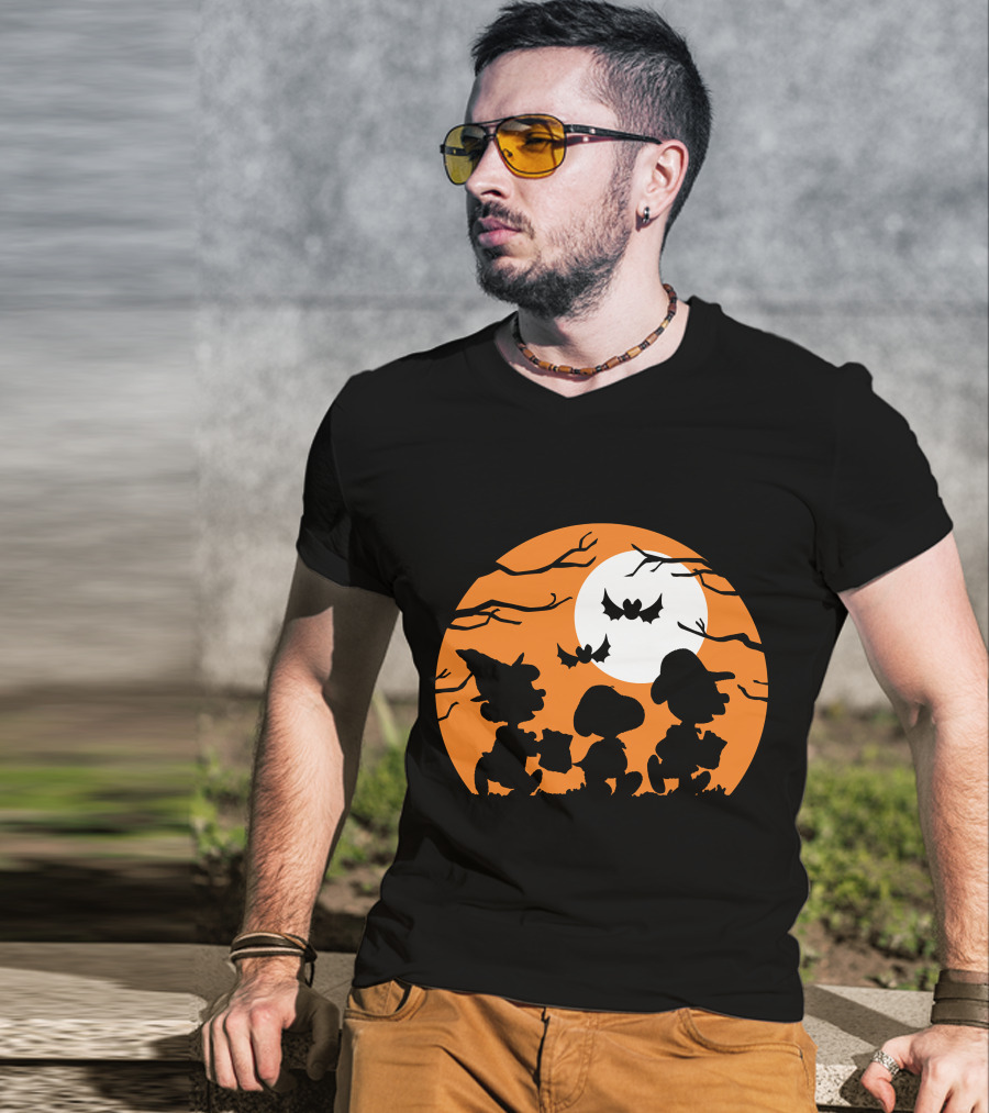 Peanuts Halloween Trick Or Treat Moonlit Bats T-Shirt