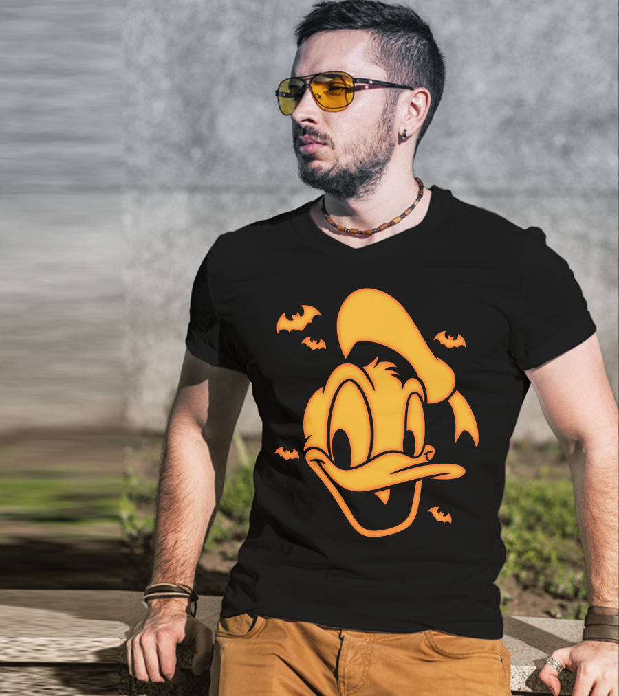 Halloween Donald Duck Carving With Bats T-Shirt