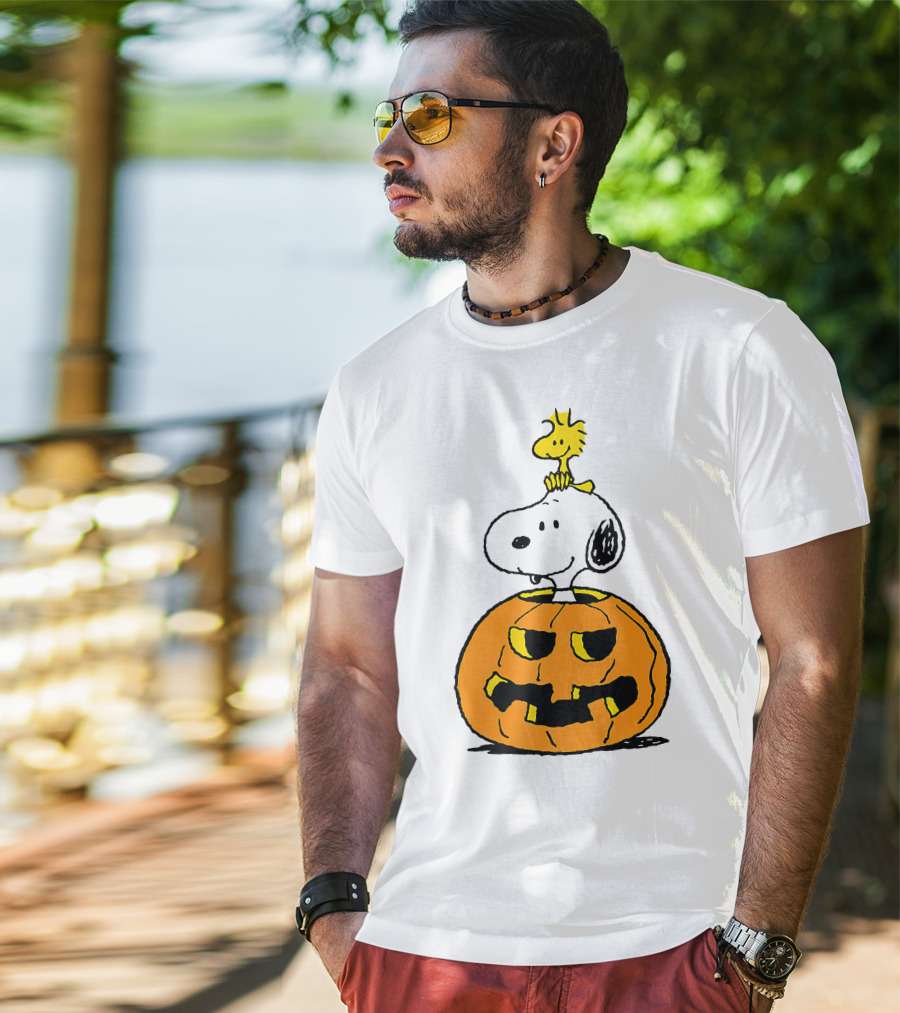 Halloween Snoopy Woodstock Pumpkin Peanuts Cartoon T-Shirt