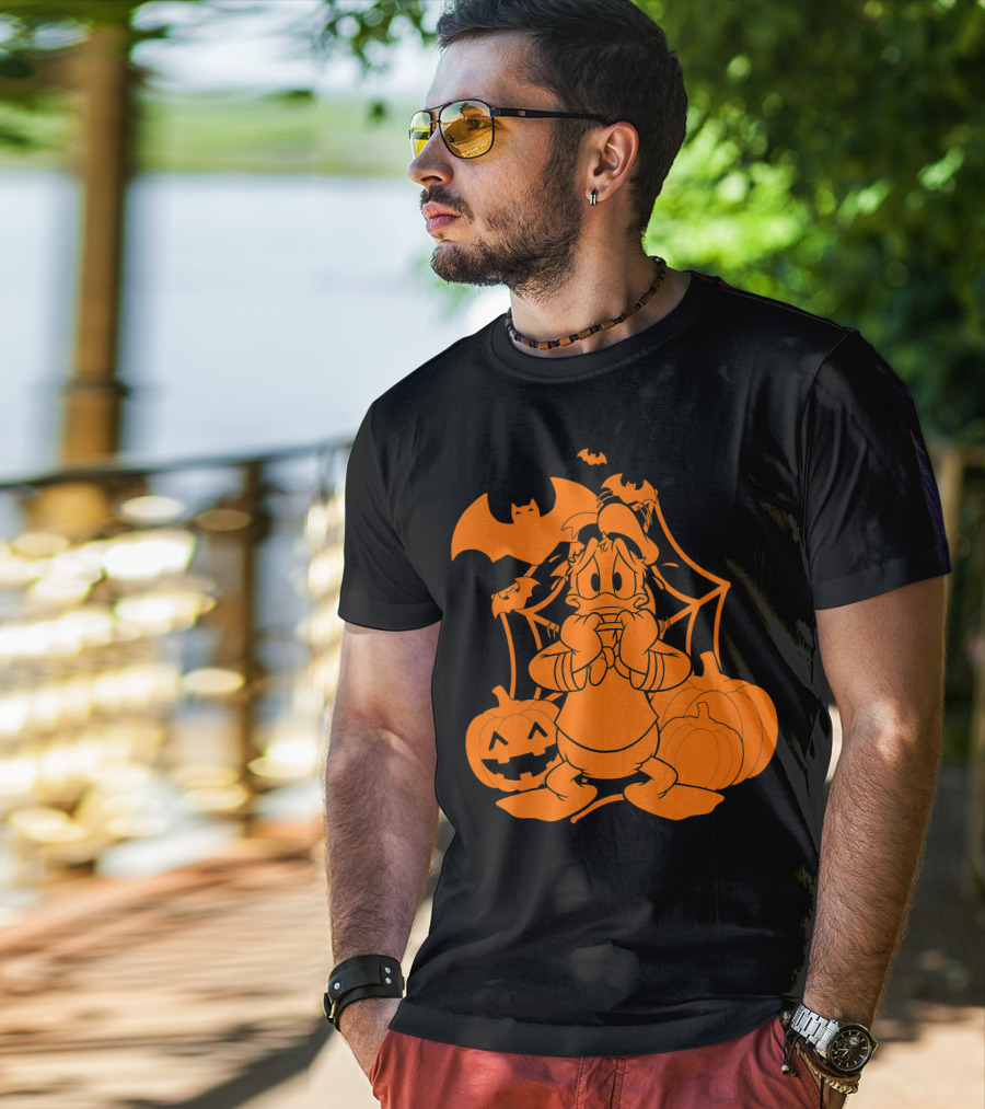 Donald Duck Halloween Pumpkins With Bat And Spider Webs T-Shirt