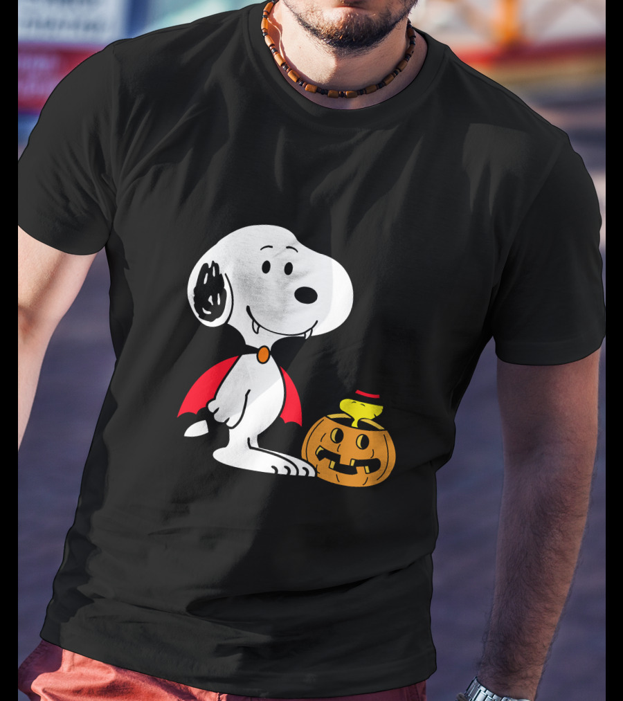 Snoopy Halloween Vampire With Woodstock In Pumpkin Hat T-Shirt