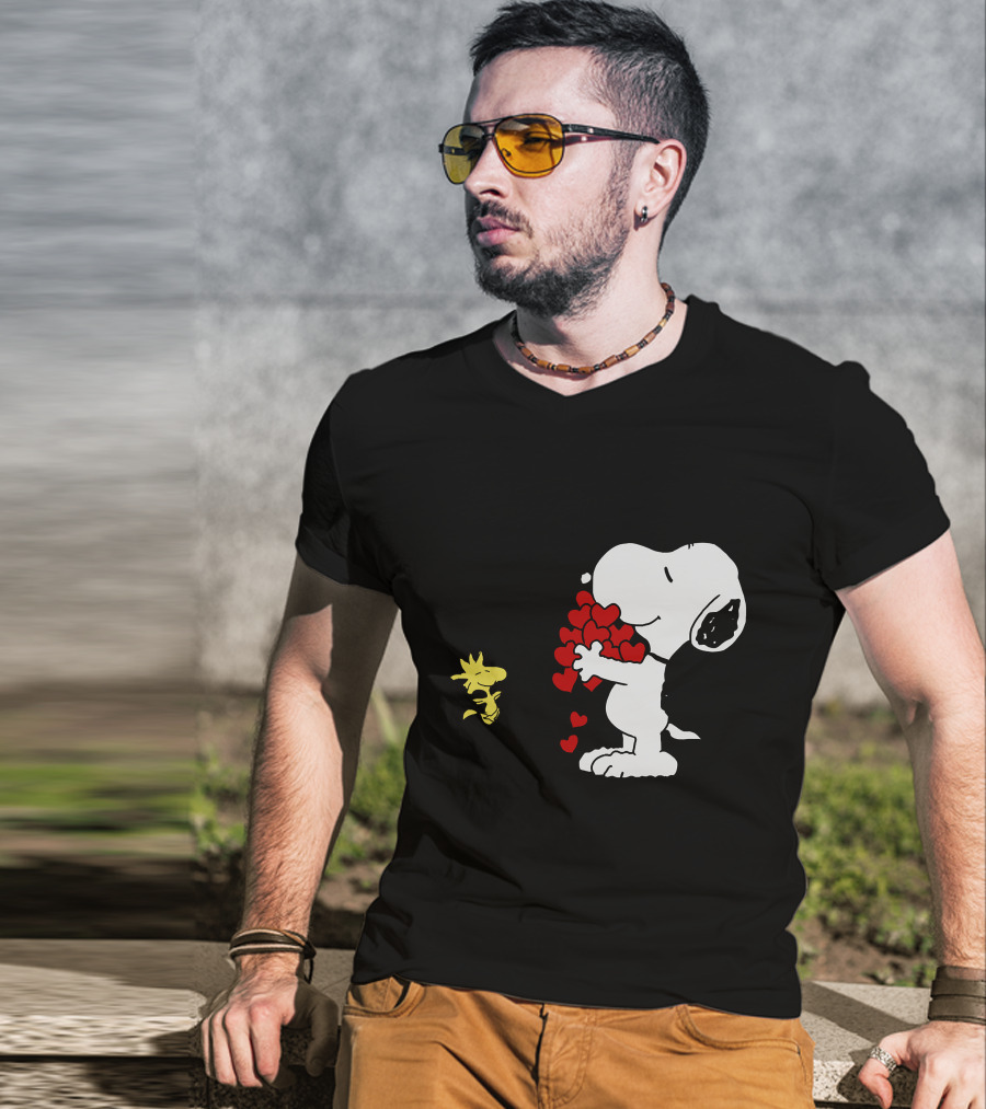 Snoopy Holding Hearts With Woodstock Hugging T-Shirt