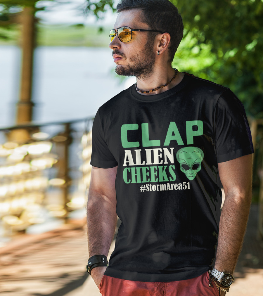 Clap Alien Cheeks Alien Head Graphic Hashtag Storm Area 51 Fun Run T-Shirt