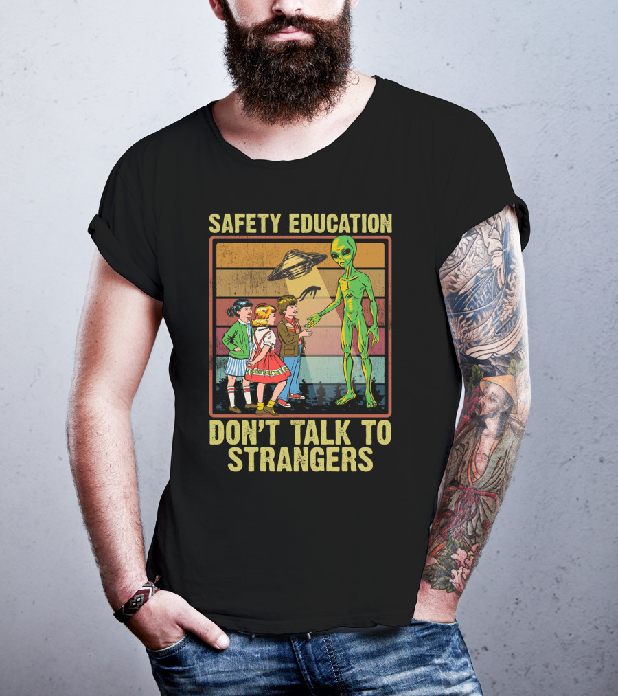 Safety Education Alien Encounter With Kids Don't Talk To Strangers Retro T-Shirt
