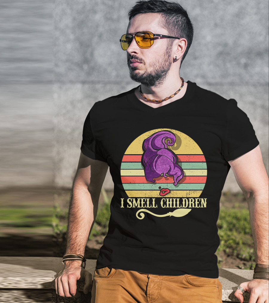 I Smell Children Vintage Sunset Mary Sanderson Hocus Pocus Witch Hat Retro Stripes T-Shirt
