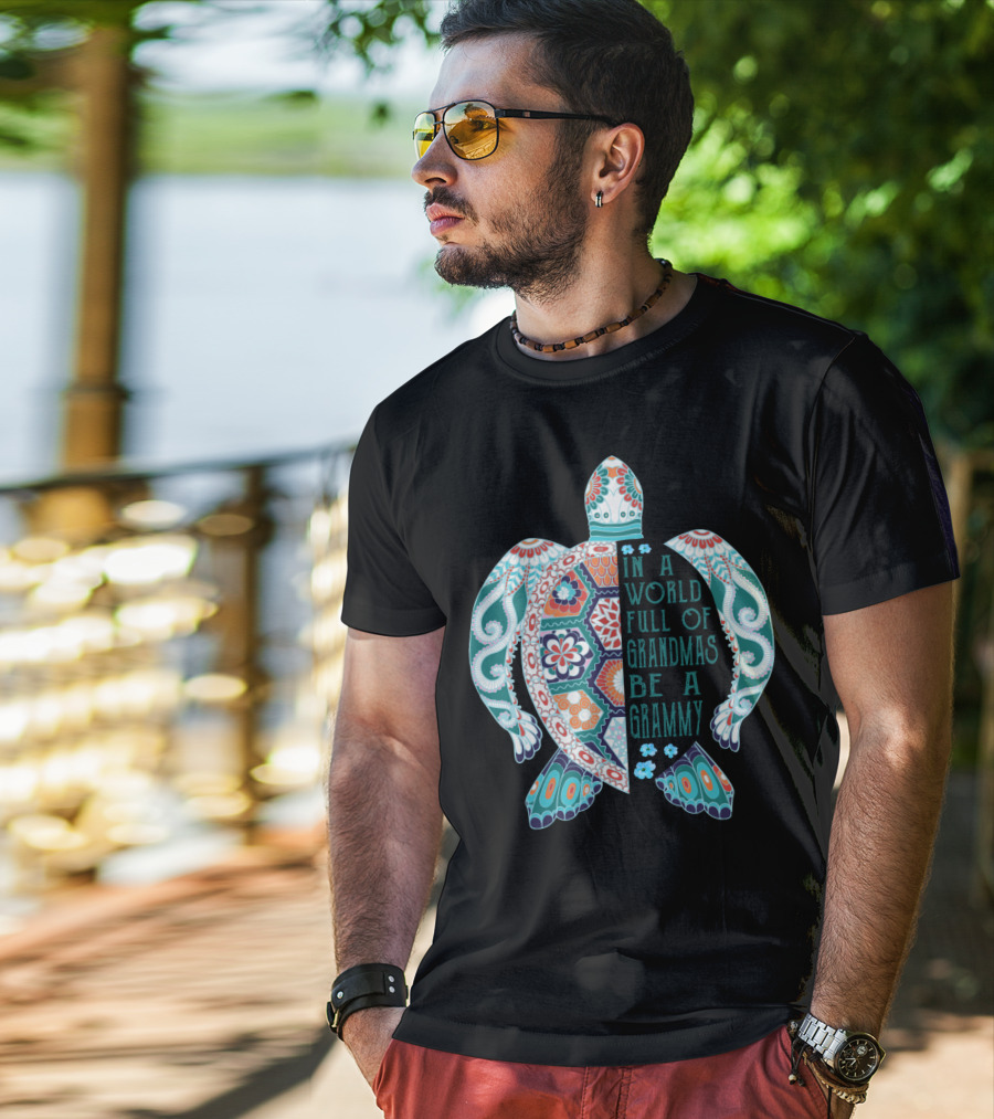 In A World Full Of Grandmas Be A Grammy Turtle Lover Patterned Floral Motif T-Shirt