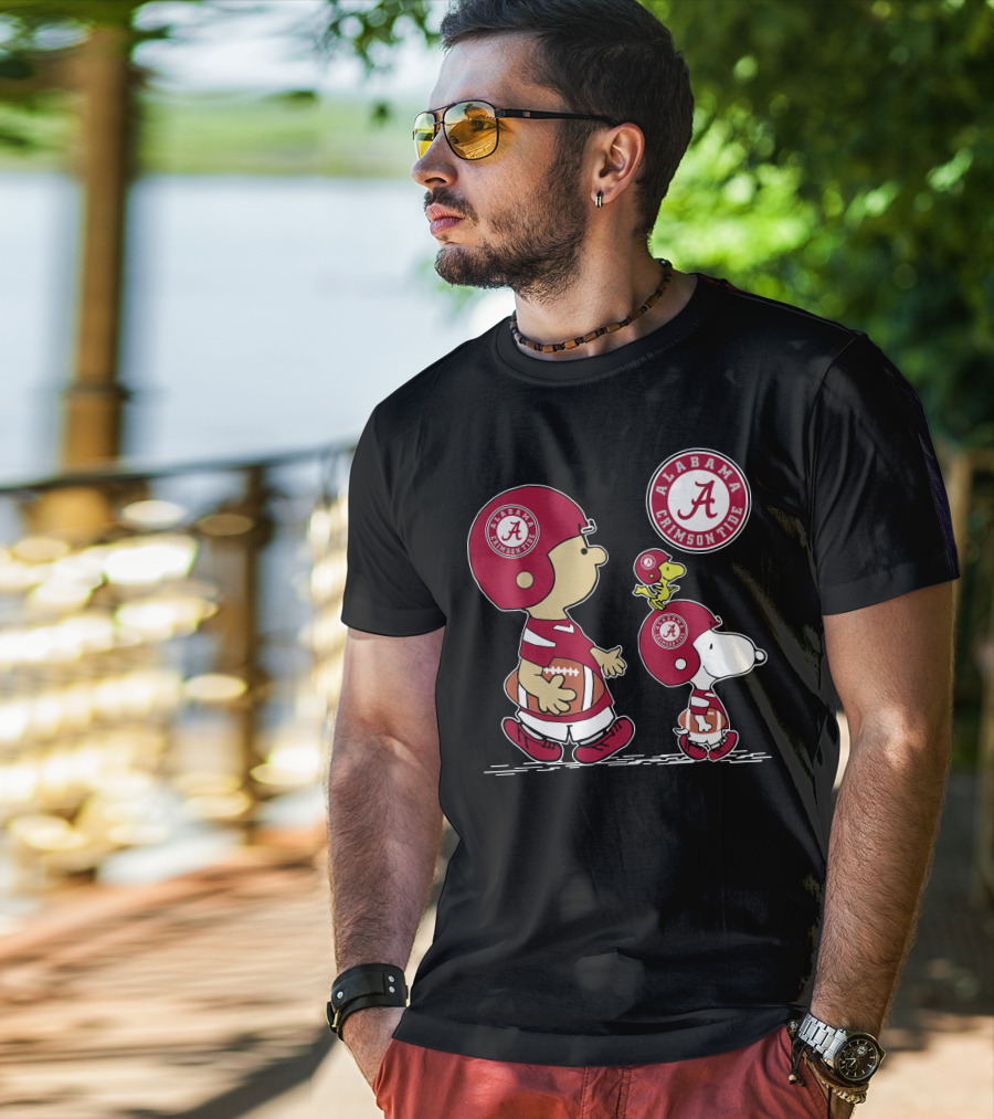Alabama Crimson Tide Football Peanuts Characters Woodstock And Snoopy T-Shirt