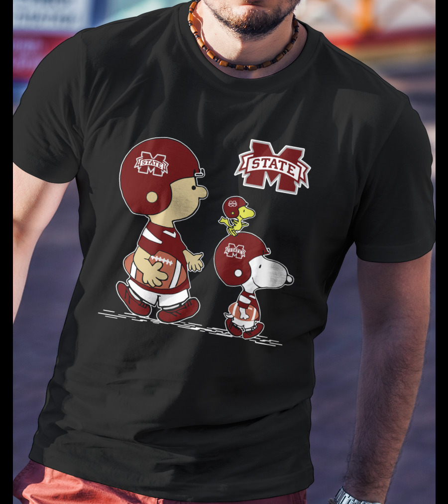 Mississippi State Bulldogs Football Team Characters With Helmets And Footballs T-Shirt
