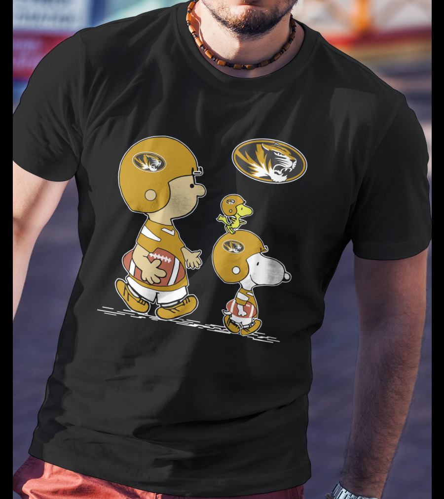 Charlie Brown And Snoopy Missouri Tigers Football Helmet T-Shirt