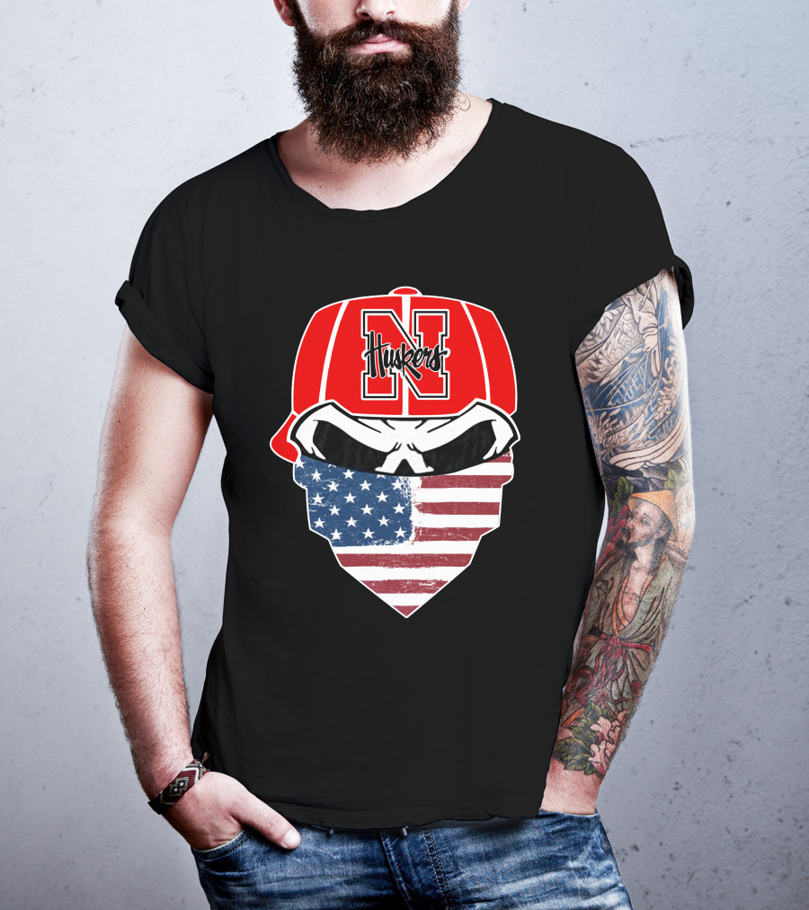 Nebraska Cornhuskers Skuls American Flag Mask N Logo Huskers Hat T-Shirt