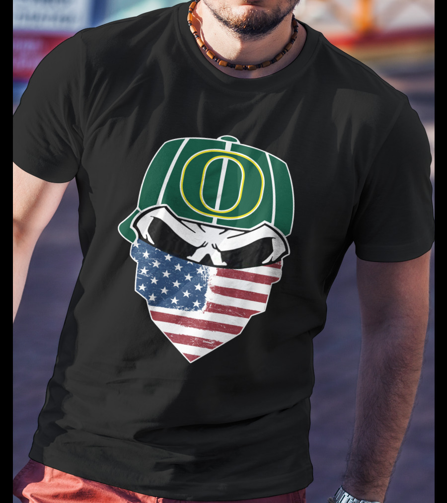 Oregon Ducks Skulls American Flag Mask T-Shirt
