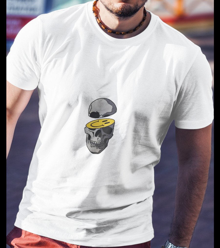 Yungblud Skull With Smiley Face Coin Inside T-Shirt