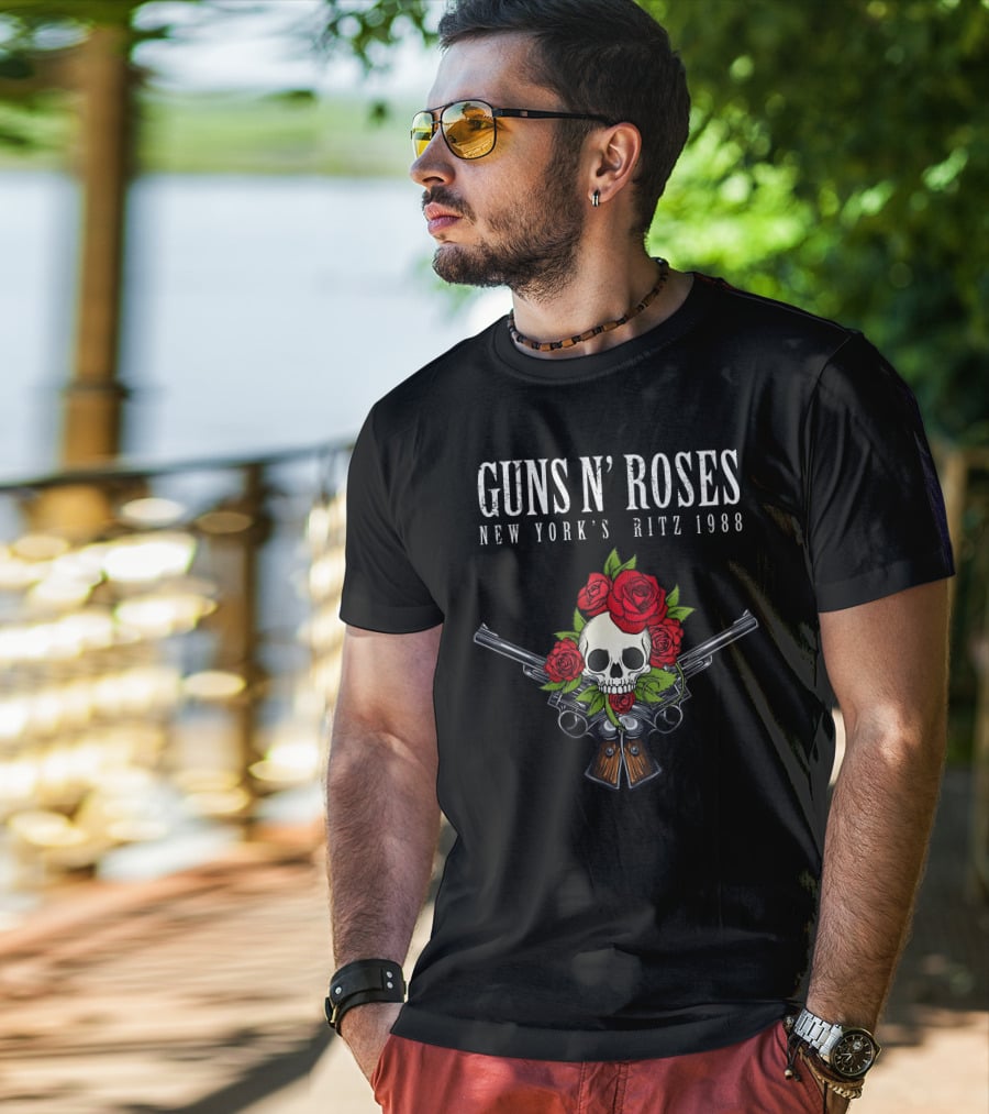 Guns N' Roses New York's Ritz 1988 Skull Roses Pistols T-Shirt