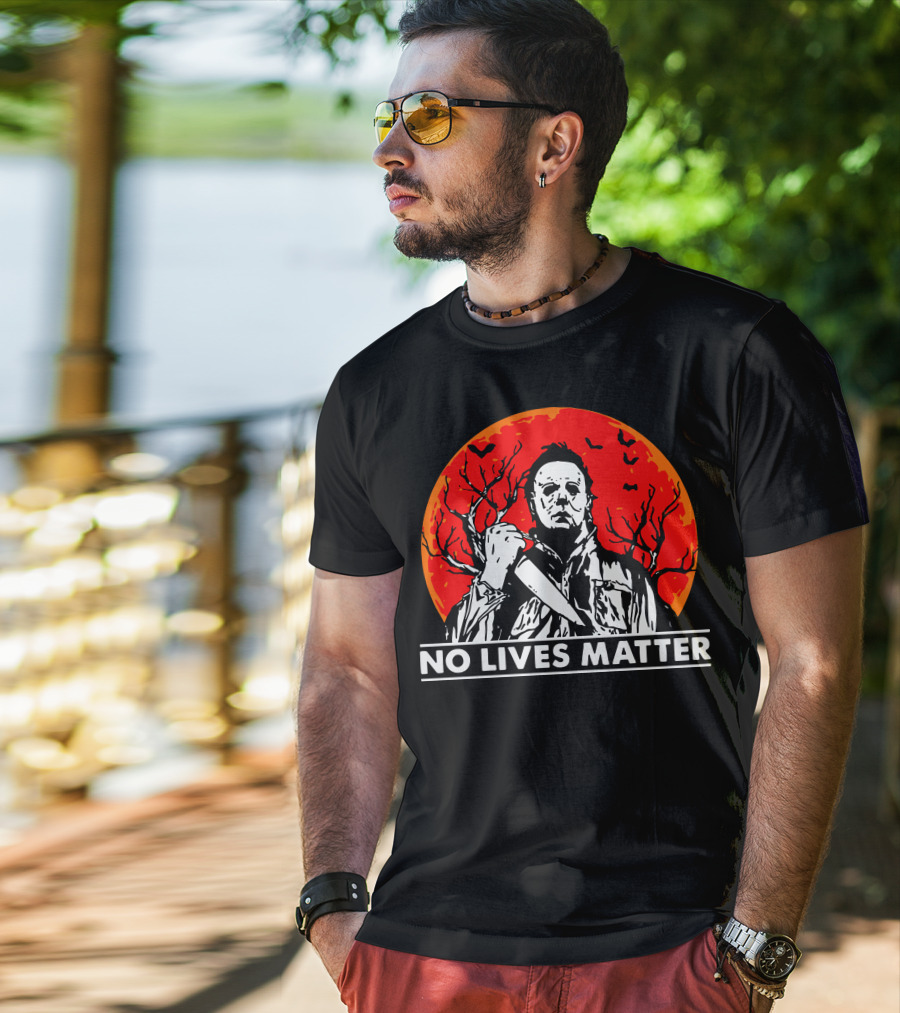 No Lives Matter Michael Myers Halloween Moon Knife Red Full Moon T-Shirt