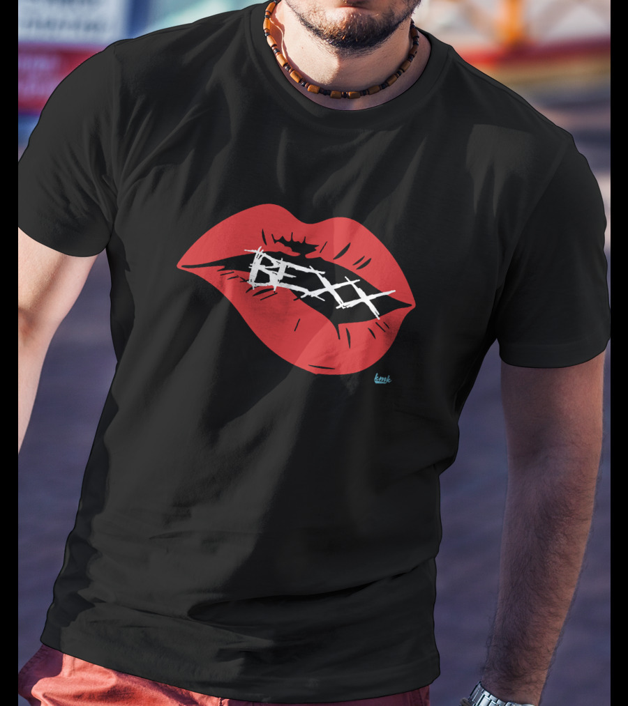 Kall Me Kris Bexx Red Lips Merch T-Shirt