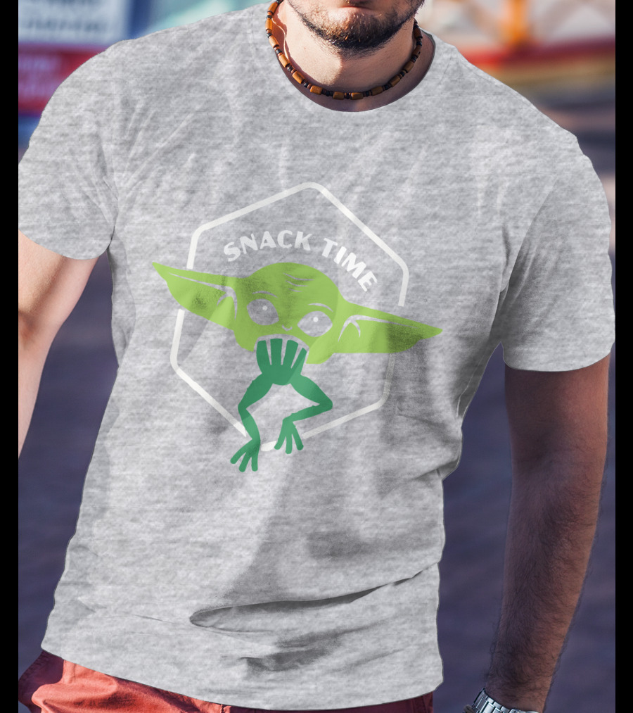 Snack Time The Mandalorian Baby Yoda Eating Frog T-Shirt