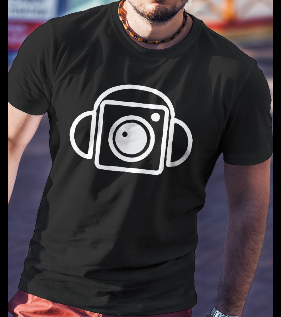 Merch Newscapepro Headphone Speaker T-Shirt