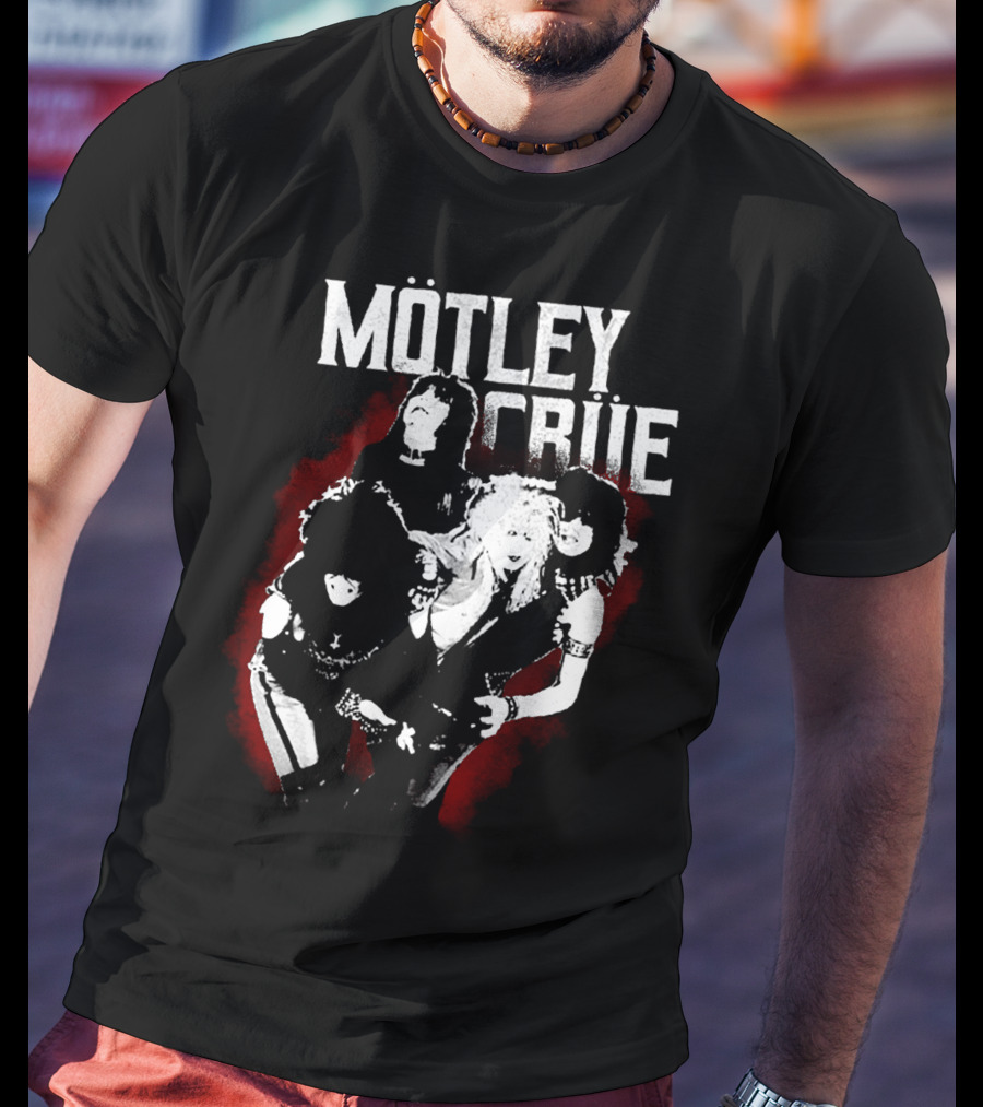 Mötley Crüe Vintage Band Photo Black And Red T-Shirt
