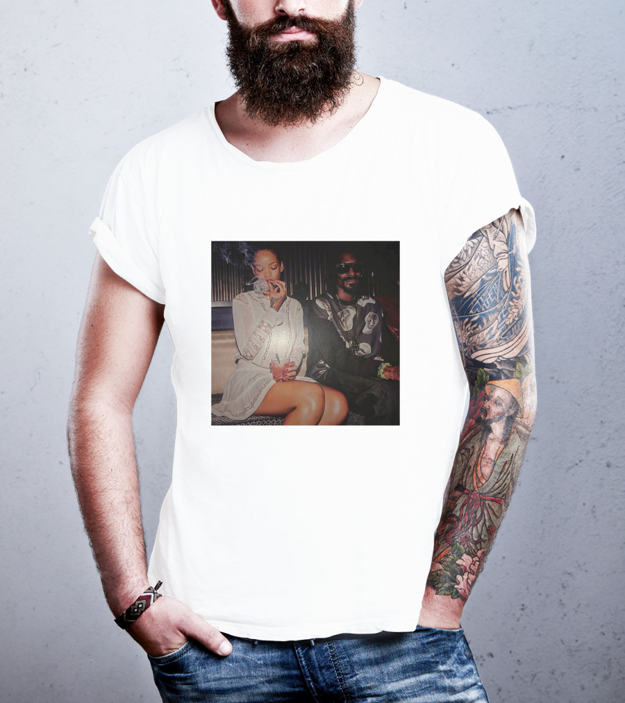 Rihanna Snoop Dogg Fenty Smoky Moment T-Shirt