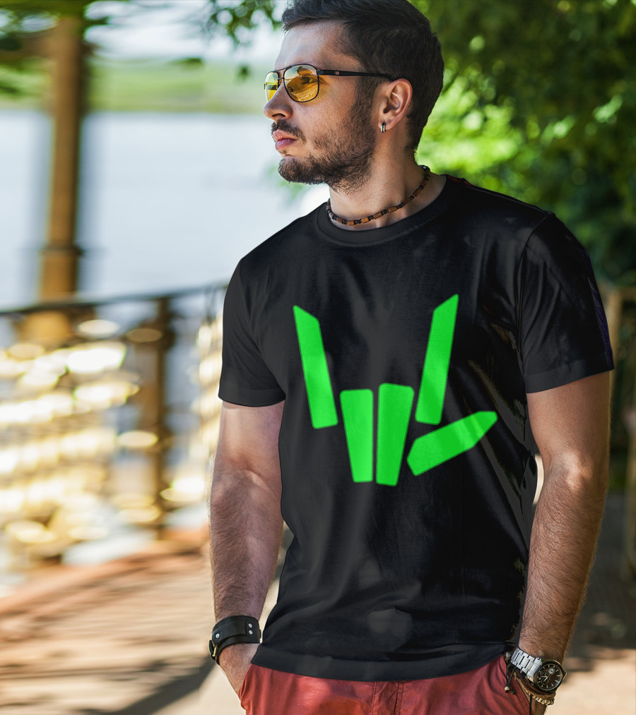 Original Share The Love Green Hand Sign Gesture T-Shirt