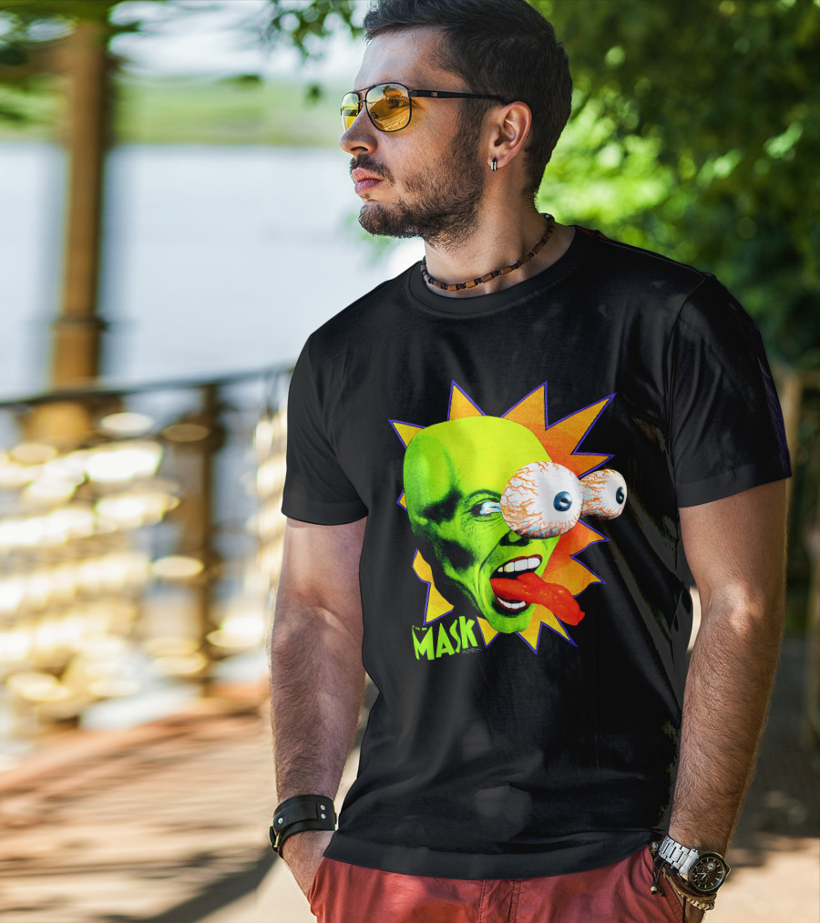 MASK Vintage Stanley Ipkiss Bug Eyes Scene Explosion T-Shirt