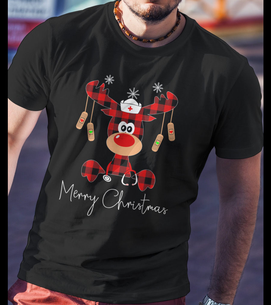 Reindeer Nurse Merry Christmas With Stethoscope And Bandages T-Shirt