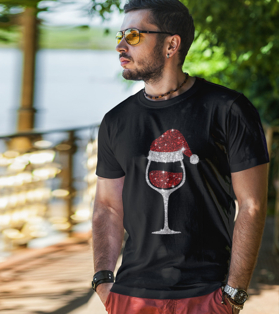Sparkling Wine Glass With Santa Hat Christmas Celebration For Wine Lovers T-Shirt