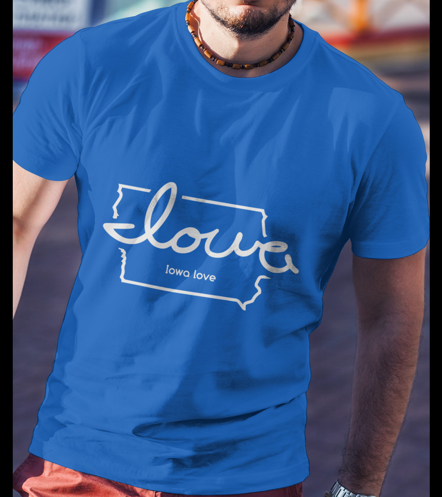 Iowa Love Map Outline T-Shirt