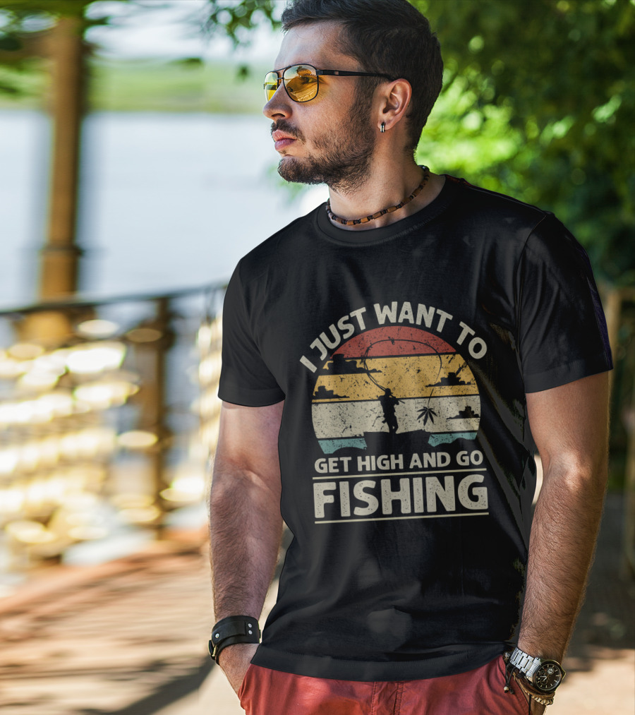 I Just Want To Get High And Go Fishing Vintage Sunset Canoe Adventure T-Shirt