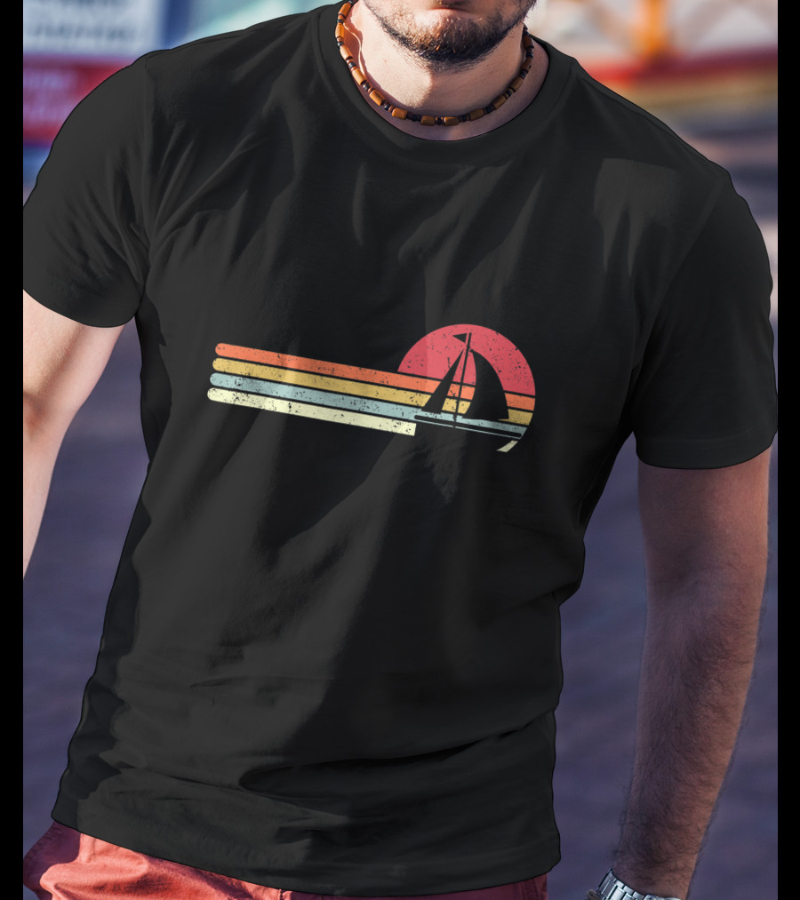 Retro Sun And Sailboat Vintage Sailing T-Shirt