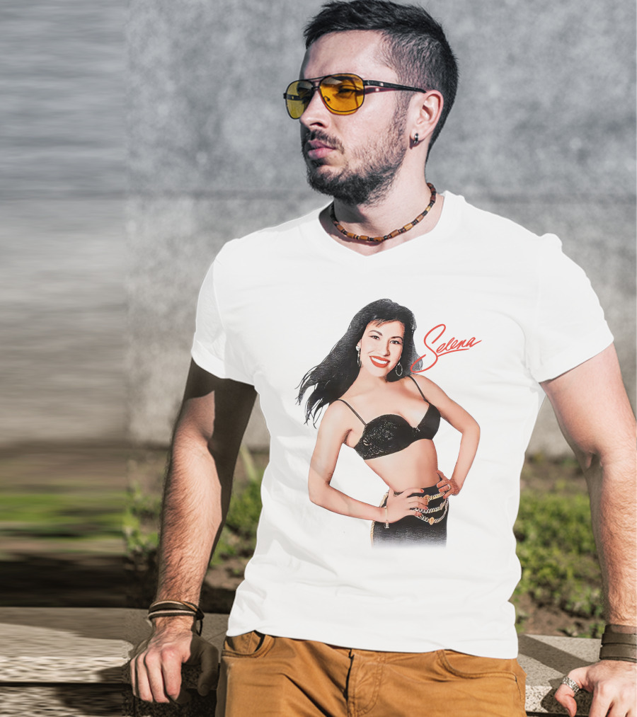 Selena Signature TN42510 Iconic Style Classic Beauty T-Shirt